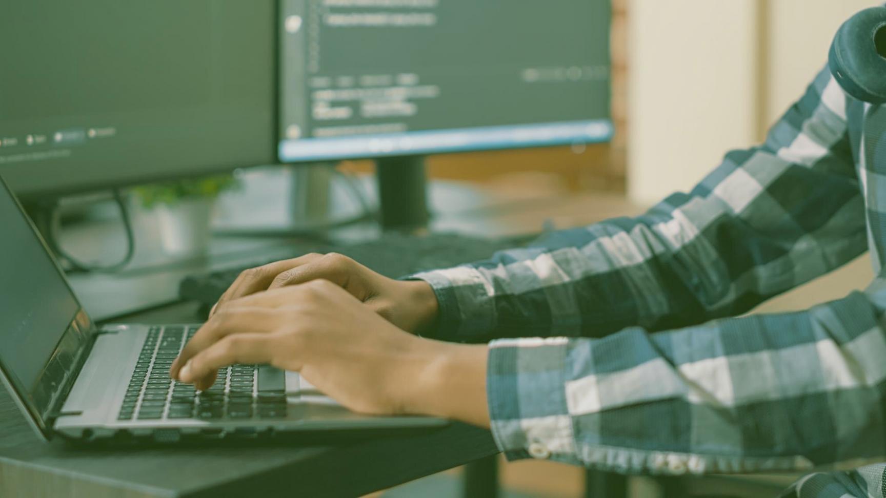 Moderne Lernumgebung mit digitalen Ressourcen für Datenwissenschaft